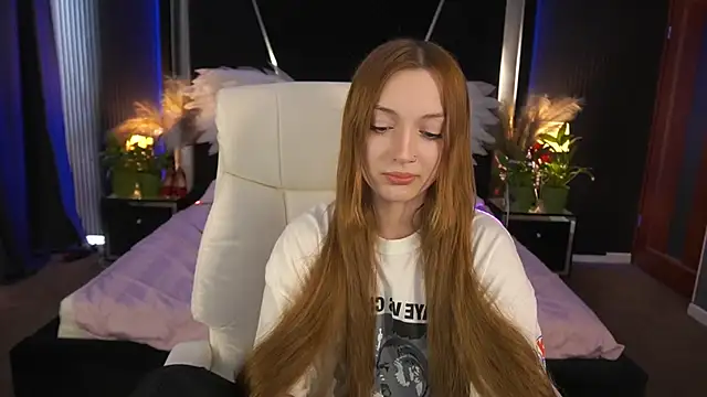 Snapshot of FoxyMayy chatting on May 2026 01:27:01 PM FoxyMayy online show from May 2026 01:27:01 PM