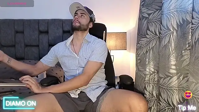 Thomas redcol online show from October 2025 07:03:02 PM