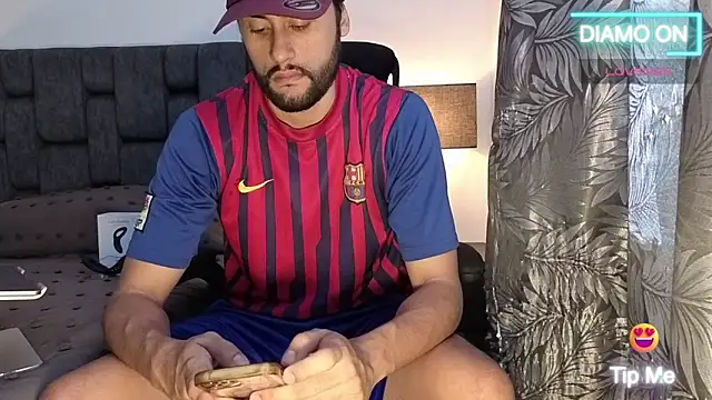 Thomas redcol online show from October 2025 04:24:02 PM