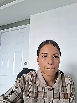 Samantha Hank1 online show from October 2025 03:12:01 PM