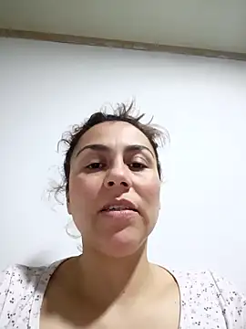 Snapshot of vanessa-titisM chatting on September 2025 05:11:01 AM vanessa-titisM online show from September 2025 05:11:01 AM