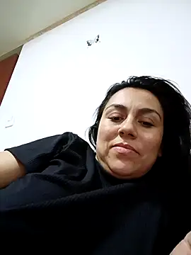 Snapshot of vanessa-titisM chatting on October 2025 04:02:01 AM vanessa-titisM online show from October 2025 04:02:01 AM