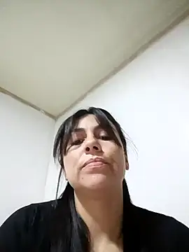 vanessa-titisM online show from November 2025 02:10:01 AM