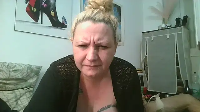Snapshot of Bakala93 chatting on May 2026 01:55:01 AM Bakala93 online show from May 2026 01:55:01 AM