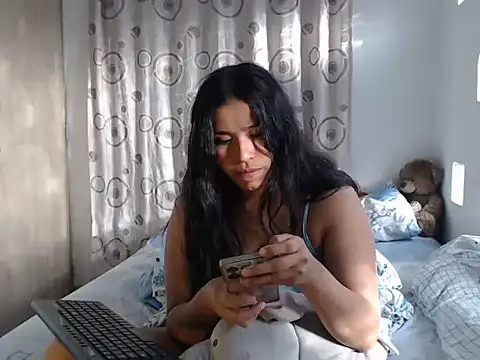 Snapshot of Pamela_mua chatting on October 2025 11:39:01 AM Pamela mua online show from October 2025 11:39:01 AM