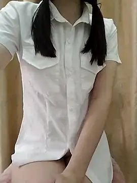 Snapshot of Ella_sex001 chatting on September 2025 09:09:02 AM Ella sex001 online show from September 2025 09:09:02 AM