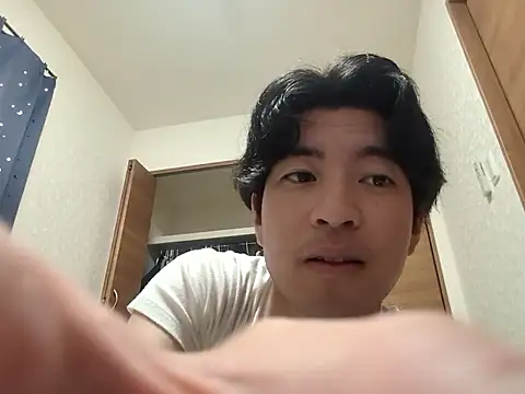 Snapshot of aokunvvv chatting on October 2025 05:43:02 PM aokunvvv online show from October 2025 05:43:02 PM