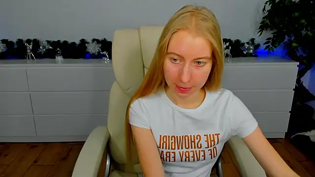 Alina Blonde online show from December 2025 06:30:02 AM