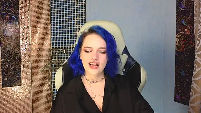 Eniferi online show from September 2025 07:13:01 PM