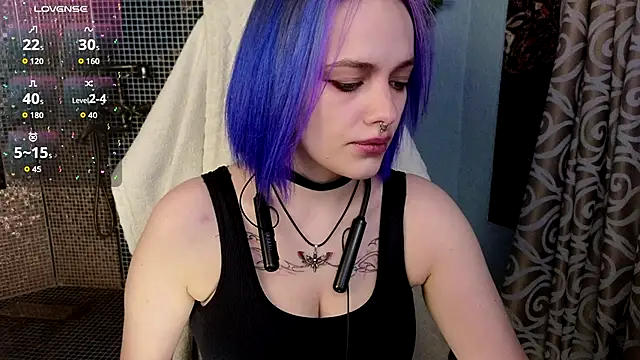 Snapshot of Eniferi chatting on January 2026 09:13:01 AM Eniferi online show from January 2026 09:13:01 AM