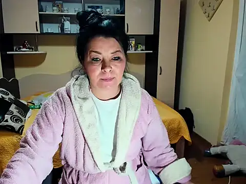 Soffy Skye online show from February 2026 05:03:02 AM