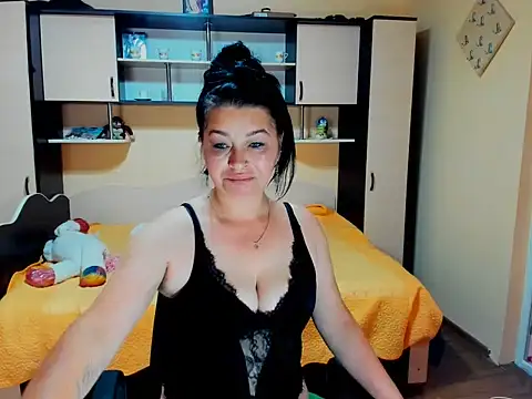 Snapshot of Soffy_Skye chatting on June 2026 07:08:01 AM Soffy Skye online show from June 2026 07:08:01 AM