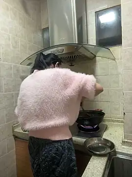 xiuchun100 online show from November 2025 11:14:01 AM