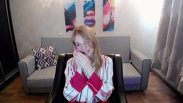 shy hot cat online show from September 2025 09:12:01 AM