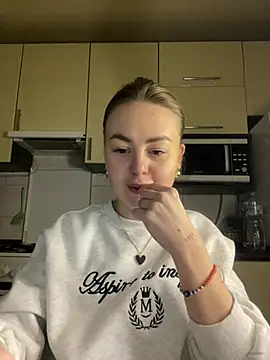 MartaLuna  online show from February 2026 06:42:01 PM