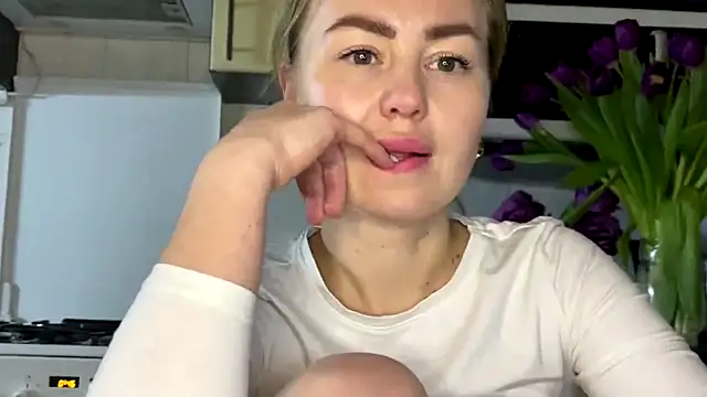 MartaLuna  online show from March 2026 07:55:02 PM