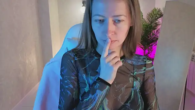 bella li   online show from November 2025 12:57:01 AM