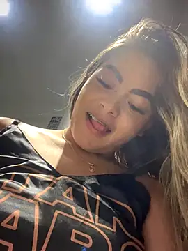 MayaMoanXXX online show from October 2025 01:09:01 PM