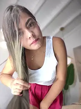 MayaMoanXXX online show from October 2025 02:26:01 PM