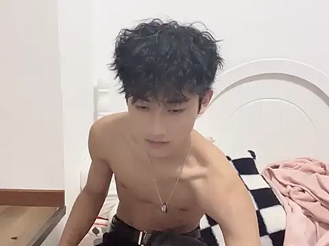 Snapshot of yangyang-2563 chatting on September 2025 02:28:02 PM yangyang-2563 online show from September 2025 02:28:02 PM