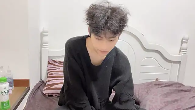 Snapshot of yangyang-2563 chatting on September 2025 09:58:02 AM yangyang-2563 online show from September 2025 09:58:02 AM