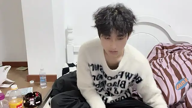 Snapshot of yangyang-2563 chatting on October 2025 01:41:01 PM yangyang-2563 online show from October 2025 01:41:01 PM