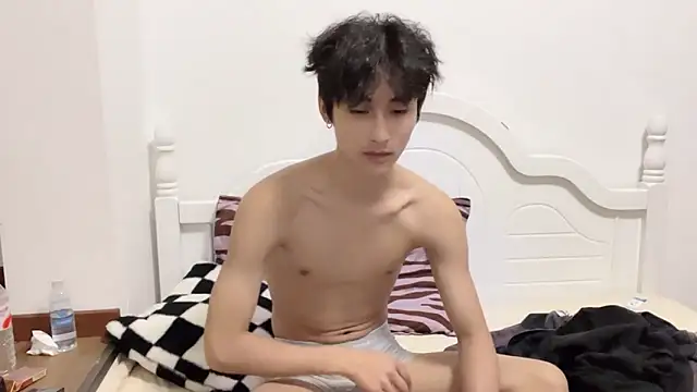 Snapshot of yangyang-2563 chatting on October 2025 02:59:01 PM yangyang-2563 online show from October 2025 02:59:01 PM