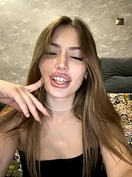 Snapshot of Elizabeth_Tay chatting on September 2025 05:27:01 PM Elizabeth Tay online show from September 2025 05:27:01 PM