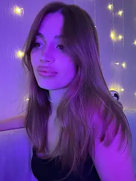 Snapshot of Elizabeth_Tay chatting on October 2025 05:02:02 PM Elizabeth Tay online show from October 2025 05:02:02 PM