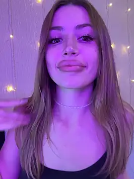 Snapshot of Elizabeth_Tay chatting on November 2025 05:57:01 PM Elizabeth Tay online show from November 2025 05:57:01 PM