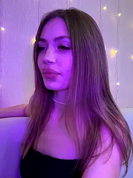 Snapshot of Elizabeth_Tay chatting on November 2025 04:42:02 PM Elizabeth Tay online show from November 2025 04:42:02 PM