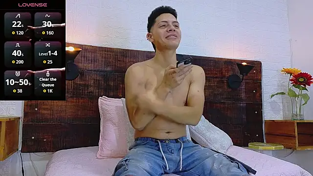 JhosuaVega online show from October 2025 01:35:01 AM