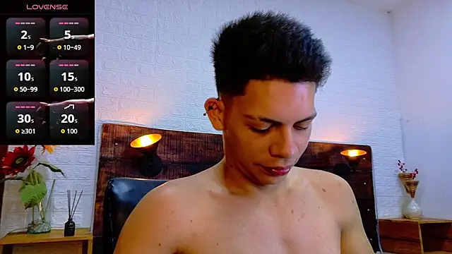 JhosuaVega online show from October 2025 12:27:01 AM