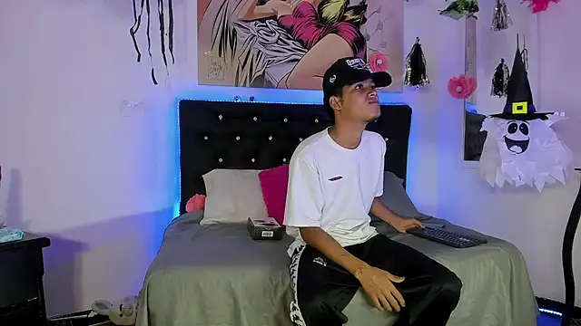 xxKamadevaxx online show from October 2025 12:26:02 PM