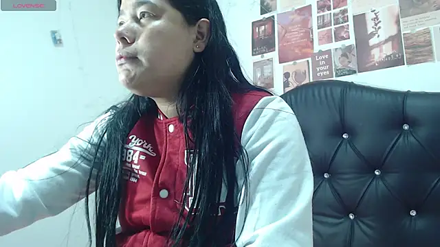 April Becker online show from March 2026 03:01:01 AM