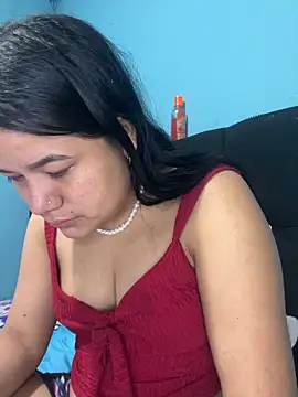 Snapshot of April_Becker chatting on May 2026 03:13:02 AM April Becker online show from May 2026 03:13:02 AM