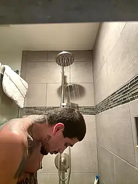 busnfatnutsLildee online show from January 2026 05:18:02 PM