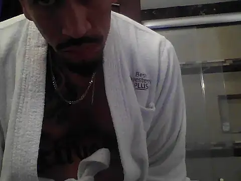 Snapshot of busnfatnutsLildee chatting on August 2026 12:36:02 PM busnfatnutsLildee online show from August 2026 12:36:02 PM