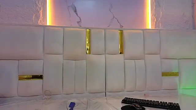 anaisa tp online show from October 2025 02:12:02 PM