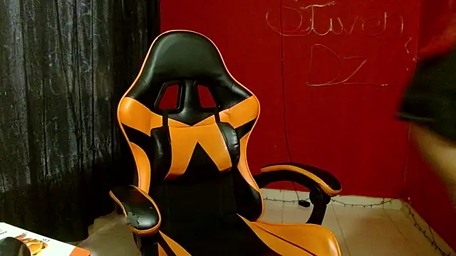 stvn hot online show from April 2026 09:39:33 PM