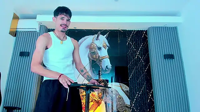 Iam Steven online show from October 2025 12:52:02 PM