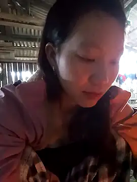 bonnie-00 online show from November 2025 12:00:01 AM