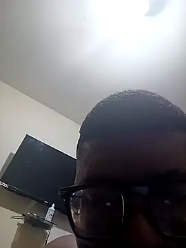 Elsuave28 online show from October 2025 11:05:01 PM