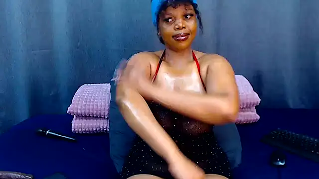 Snapshot of boujee01 chatting on April 2026 03:18:02 AM boujee01 online show from April 2026 03:18:02 AM