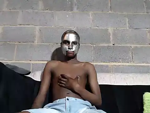 Romeo Favent online show from September 2025 04:31:02 PM