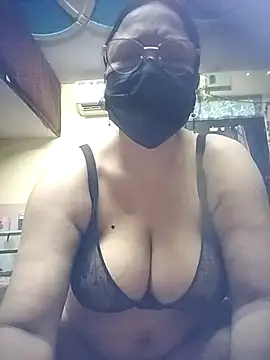 thehotlady online show from July 2026 04:10:02 AM