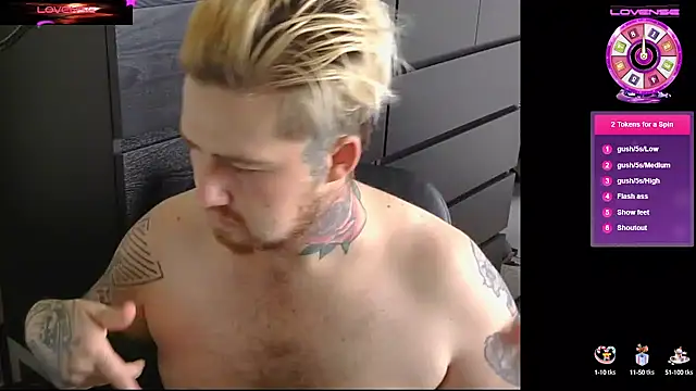 Snapshot of ThatAltGuy chatting on October 2025 08:36:02 AM ThatAltGuy online show from October 2025 08:36:02 AM