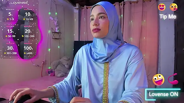 ShanaJamil online show from January 2026 12:20:02 PM