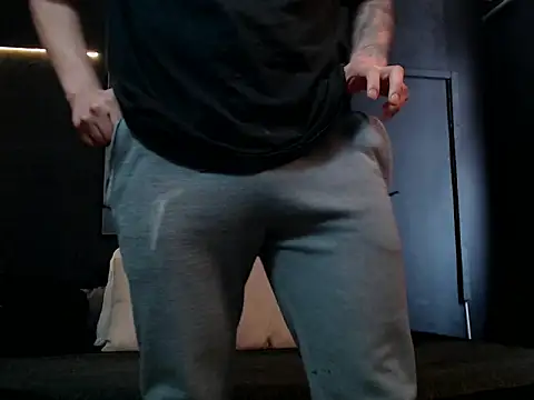 RichardMilleer online show from October 2025 02:16:01 PM