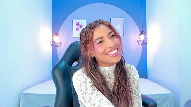 Snapshot of selena_monroy chatting on October 2025 01:23:02 PM selena monroy online show from October 2025 01:23:02 PM